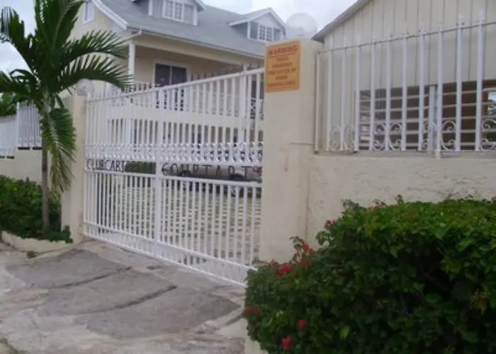 Apartment Club Caribbean Court *